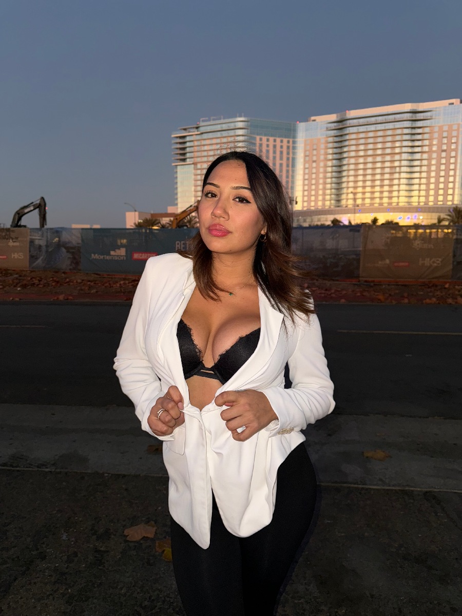 Take a pause and enjoy Ali Cruz — streaming from Stepanakert