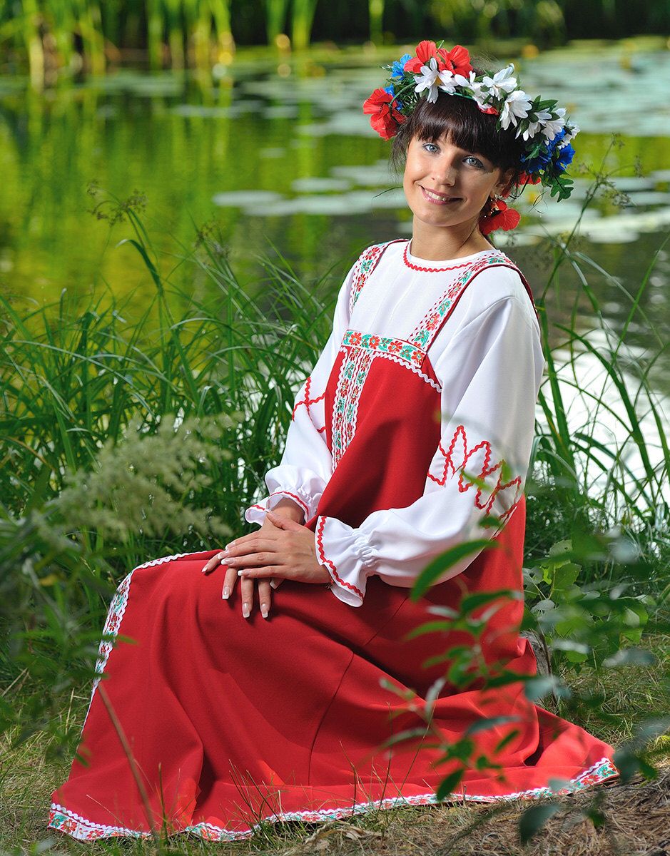 Beautiful girl Girls in Slavic costumes in Stepanakert